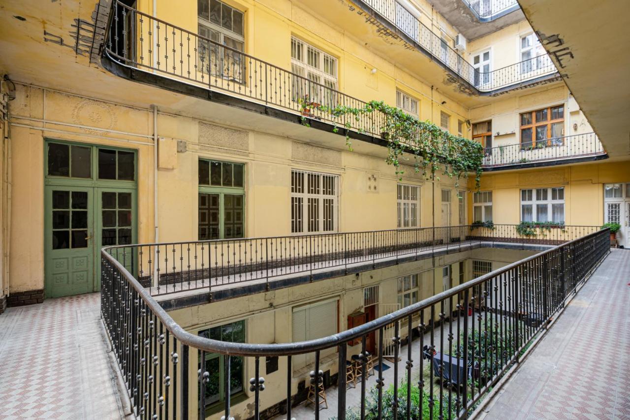 A20- Bp Modern Boutique Apartments Budapeste Exterior foto